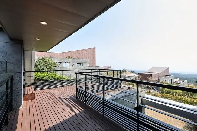Villa (Yi Jongho Villa)