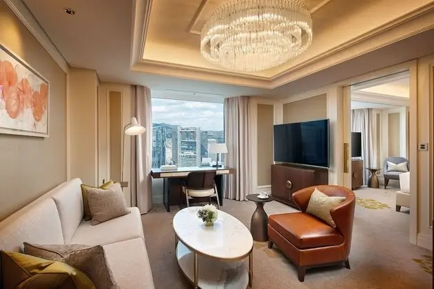 Executive Junior Suite Twin (Executive Tower) - La Cime Lounge Access Included