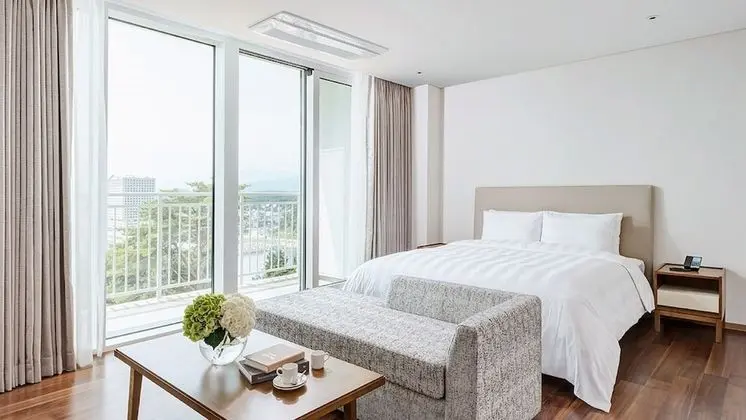 Condo Luxury (B) Ocean View