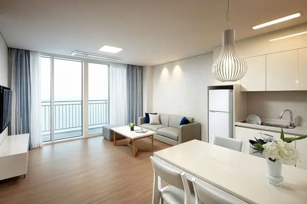 [Free upgrade] Condo Deluxe Family Twin 18 PY to Condo Suite 33 PY, Ocean View