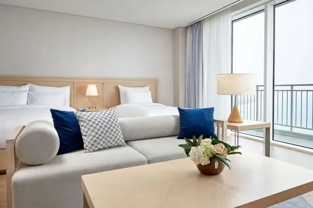 Grand Deluxe Family Twin, Ocean View