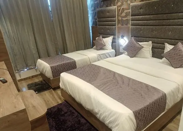 Deluxe Üç Kişilik Oda