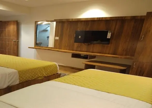 Deluxe Üç Kişilik Oda