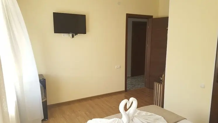 Comfort Tek Büyük Yataklı Oda