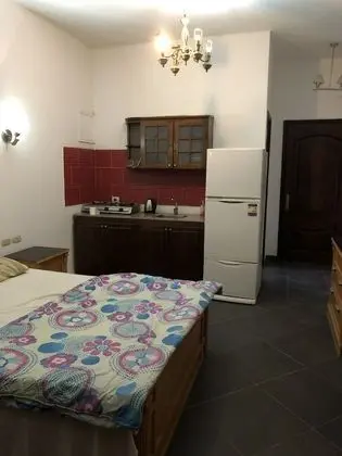Stüdyo, Zemin Kat
