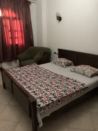 Stüdyo, Zemin Kat