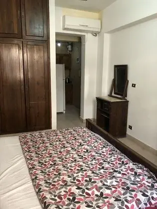 Stüdyo, Zemin Kat