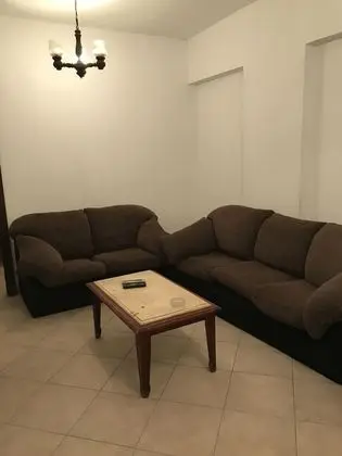 Stüdyo, Zemin Kat