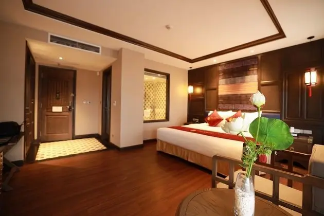 Deluxe Tek Büyük veya İki Ayrı Yataklı Oda, 1 Yatak Odası, Şehir Manzaralı