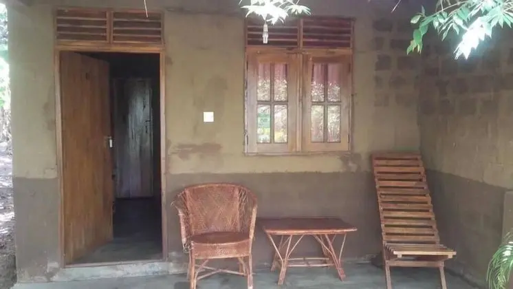 Traditional Kır Evi