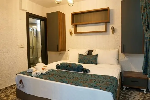 Suite,Bahçe Manzaralı