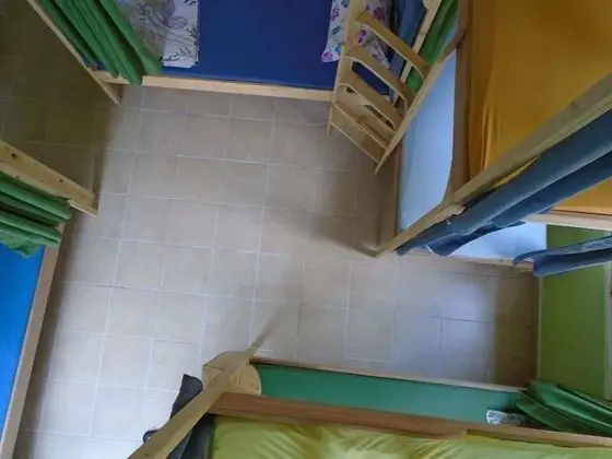 Ortak Ranzalı Oda (6 people)