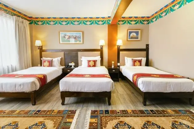 Deluxe Üç Kişilik Oda