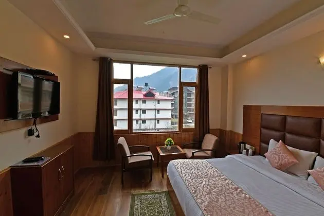 Deluxe Tek Büyük Yataklı Oda