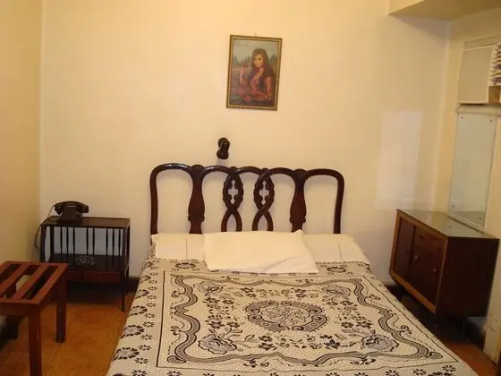 Basic Tek Kişilik Oda, Sigara İçilmez