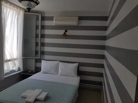 Classic Tek Büyük Yataklı Oda