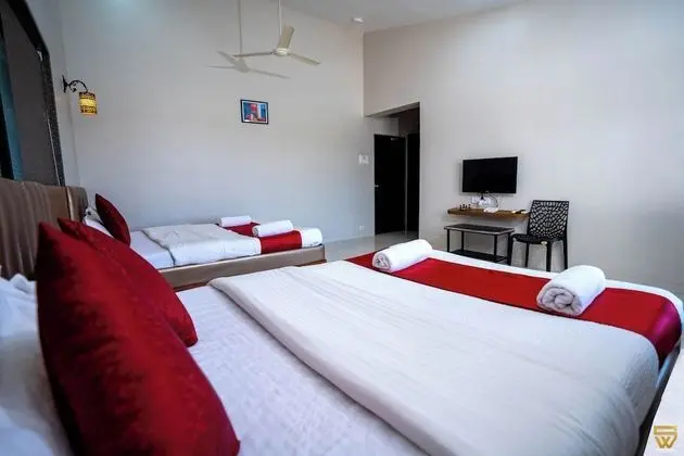 Deluxe Dört Kişilik Oda