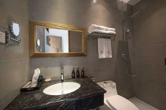 Superior Tek Büyük Yataklı Oda