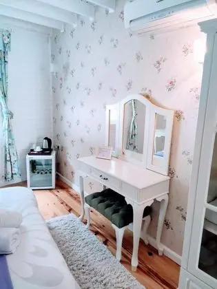Standart Oda, Kara Manzaralı, Balkonsuz