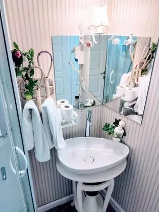 Standart Oda, Kara Manzaralı, Balkonsuz