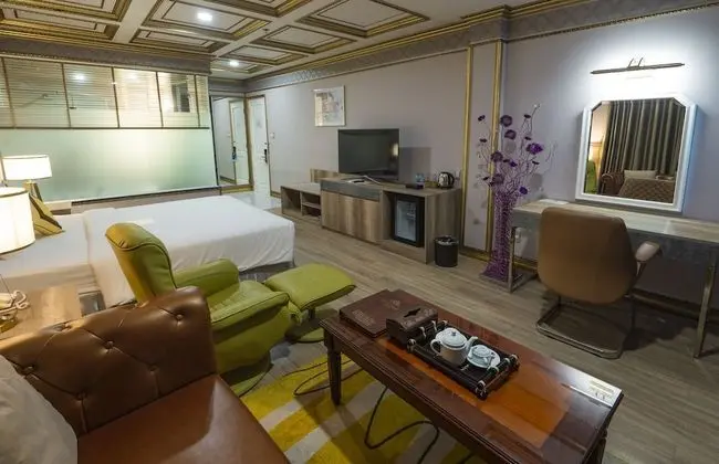 Executive Suite City View