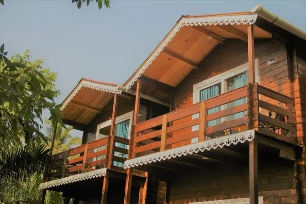 Kır Evi, Bahçe Manzaralı