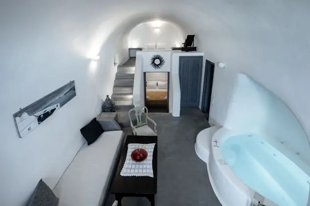 Apartment with indoor hot tub, Ground Floor