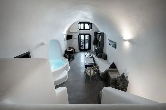 Apartment with indoor hot tub, Ground Floor