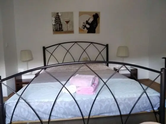 Ev, 3 Yatak Odası, Sigara İçilebilir, Şömine