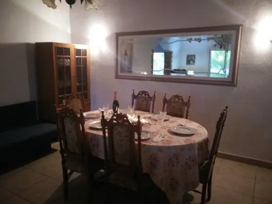 Ev, 3 Yatak Odası, Sigara İçilebilir, Şömine
