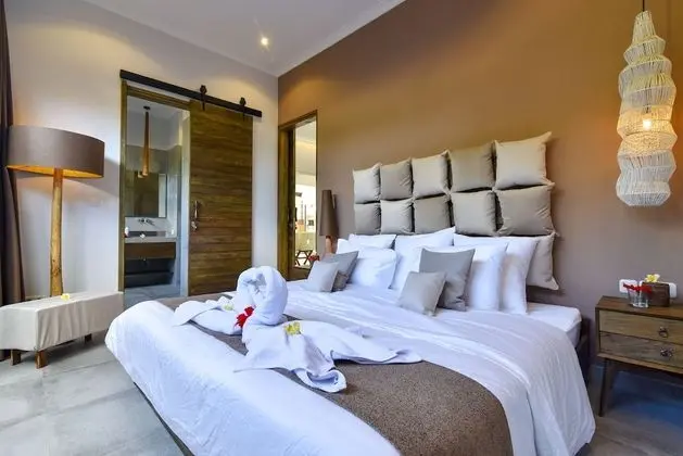 Luxury Villa, 3 Yatak Odası, Kişiye Özel Havuzlu, Plaj Manzaralı