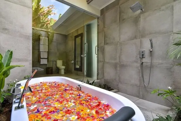 Luxury Villa, 3 Yatak Odası, Kişiye Özel Havuzlu, Plaj Manzaralı