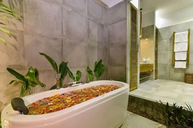Luxury Villa, 3 Yatak Odası, Kişiye Özel Havuzlu, Plaj Manzaralı
