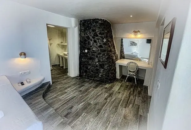 Executive Tek Büyük Yataklı Oda (Caldera View)