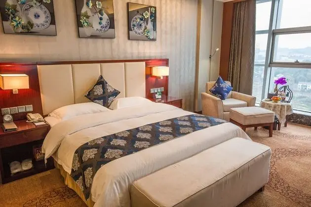 Deluxe Tek Büyük Yataklı Oda