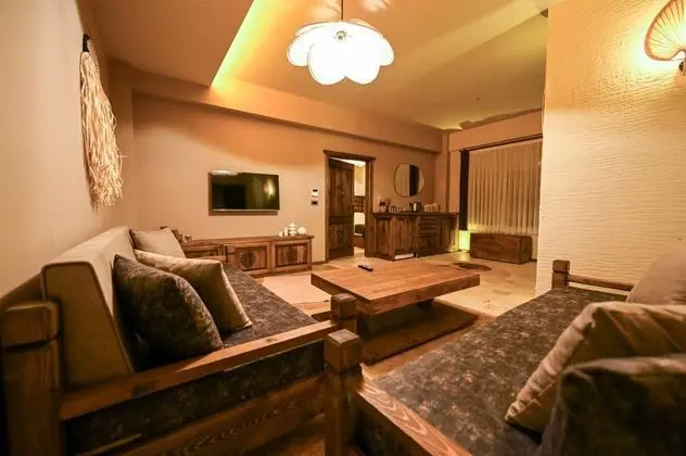 Türk Hamamlı Suite,    , Balkonlu