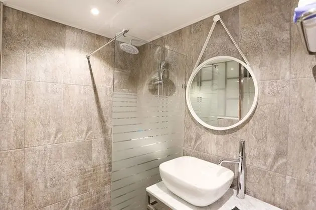 Standard Room B Type (Netflix, Disney+, Watcha, Laftel Available)