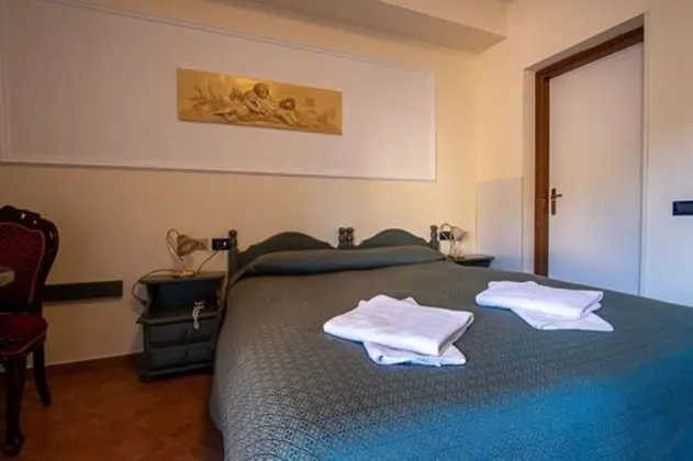 Basic Tek Büyük Yataklı Oda, 1 Çift Kişilik Yatak