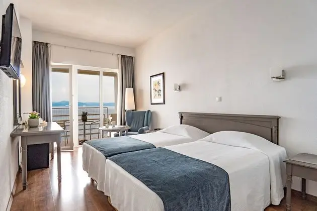 Tek Büyük Yataklı Oda, Deniz Manzaralı