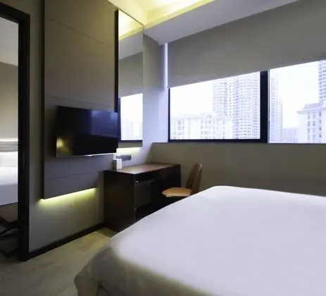 1 Bedroom Apartment with Laundry Room