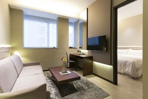 1 Bedroom Apartment with Laundry Room