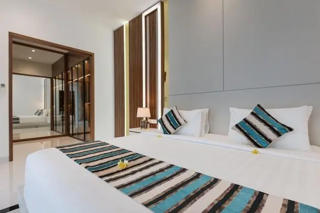 Luxury Villa, 3 Yatak Odası, Havuz Manzaralı