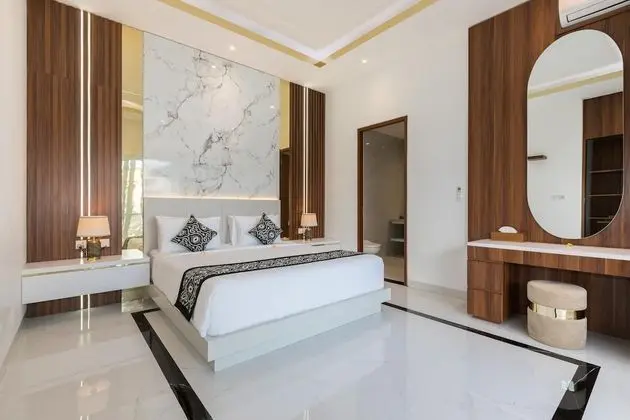 Luxury Villa, 4 Yatak Odası, Havuz Manzaralı
