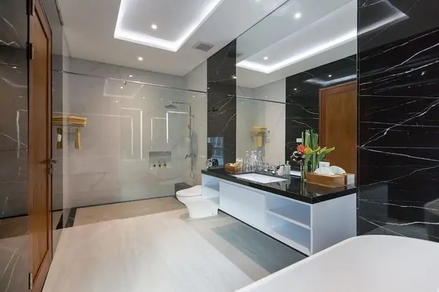 Luxury Villa, 4 Yatak Odası, Havuz Manzaralı