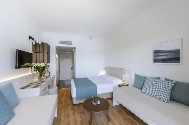 Four-bedded Room