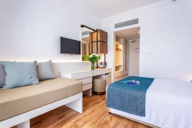 Four-bedded Room