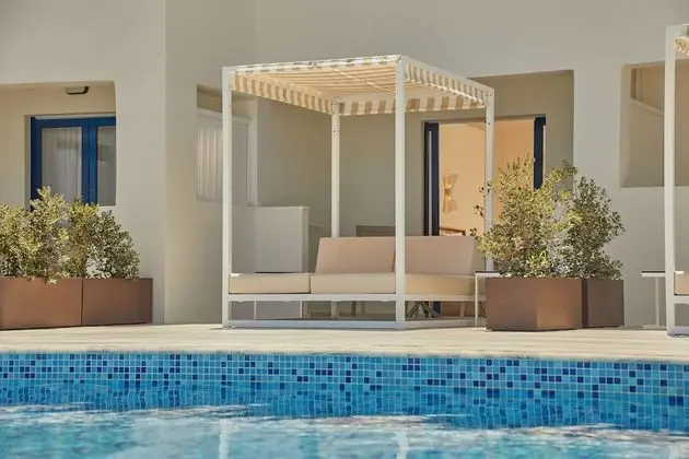 My Favorite Club Junior Suite Sea View Swim Up (1 Adult)