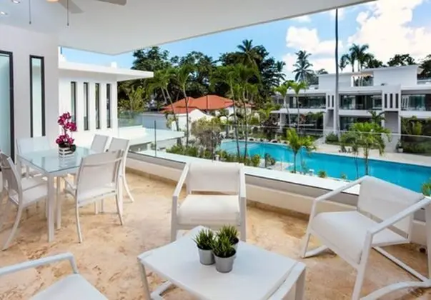 Penthouse 2 Bedroom Pool or Garden View