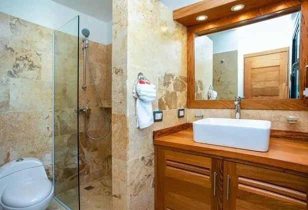 Penthouse 2 Bedroom Pool or Garden View