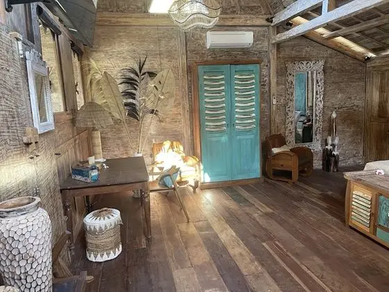Traditional Bungalov